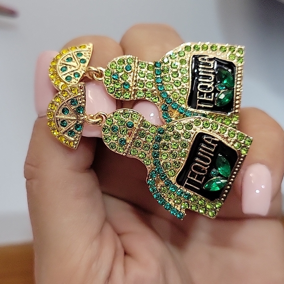 HAPPY HOUR Tequila Crystal Drop Earrings - Picture 5 of 6